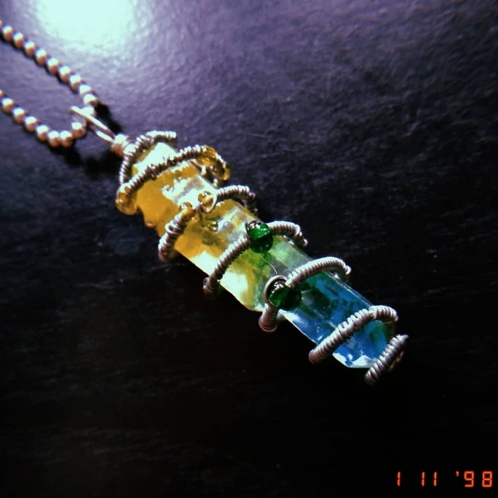SOLD✨A•U•R•A
